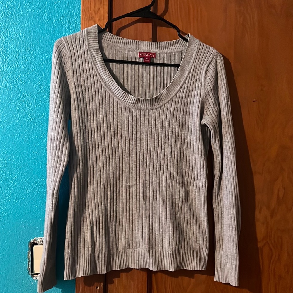 Off the shoulder long sleeve